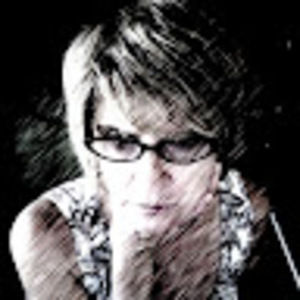 Meet your Posher, Elaine